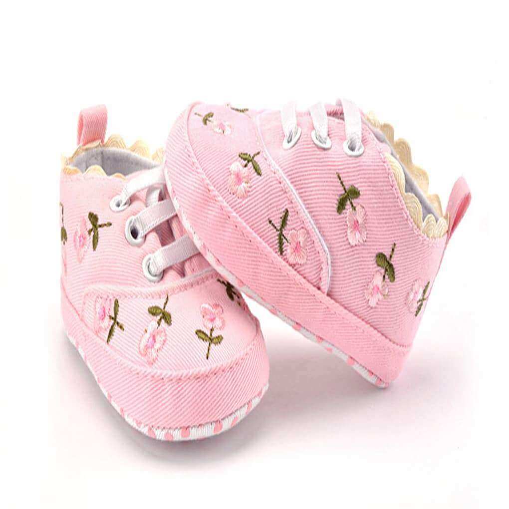 Zapatos niña rosa bordados