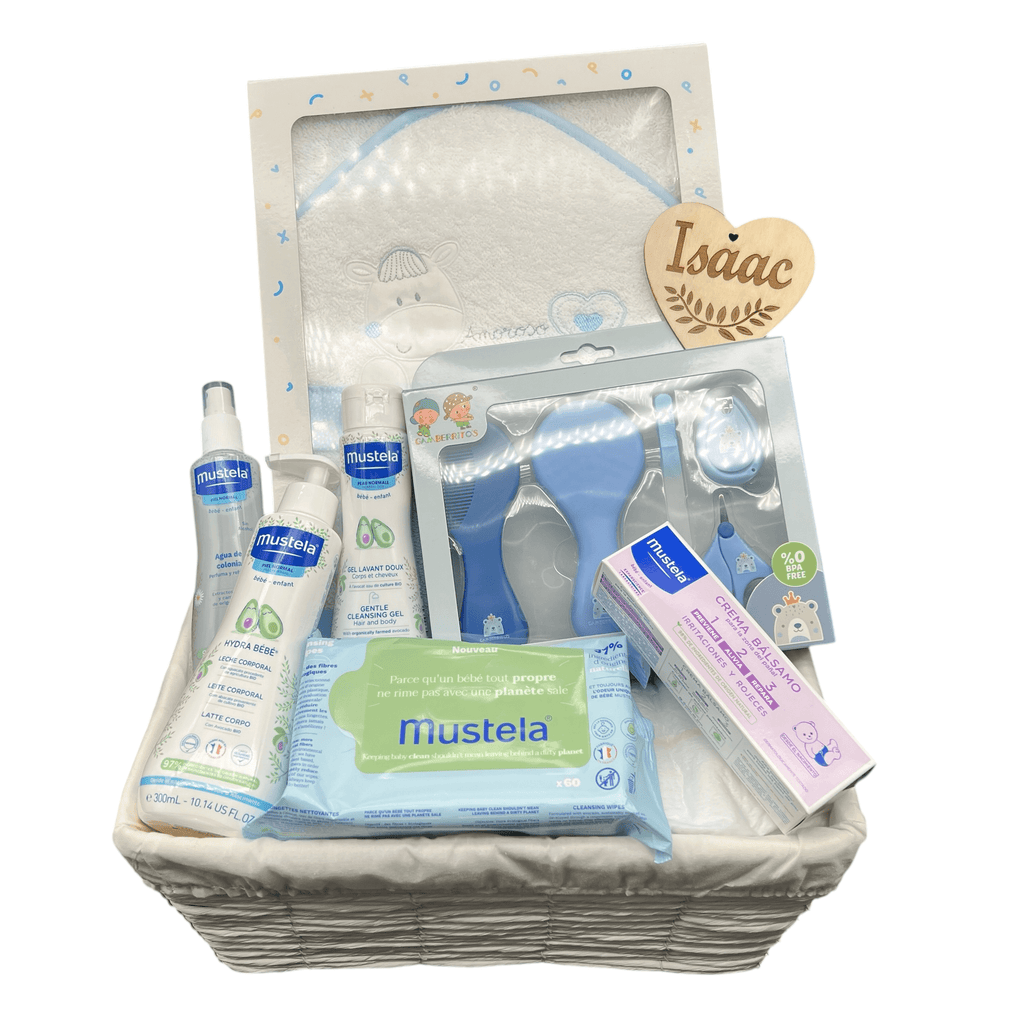 Canastilla para niña para regalar en nacimientos con Mustela y pañales